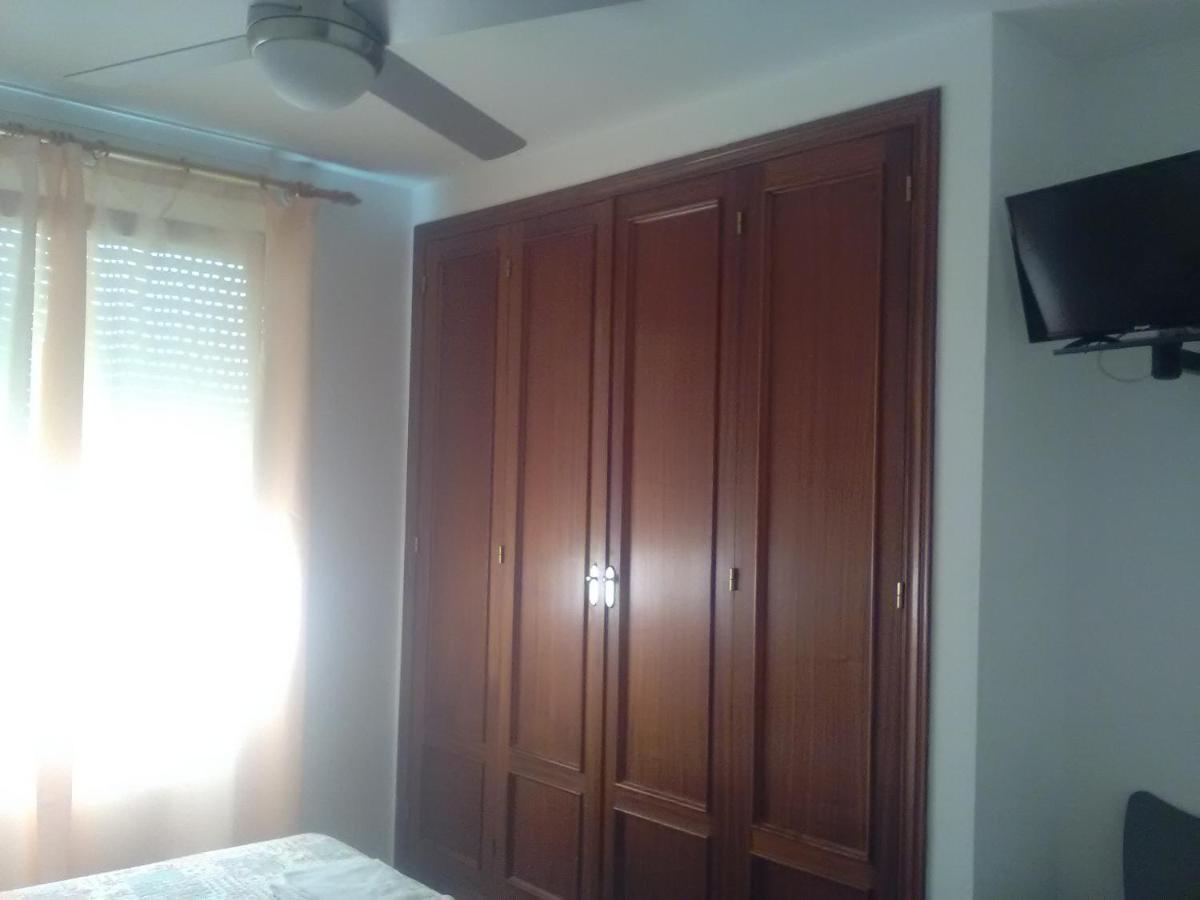 Hostal Restaurante El Cazador Nuévalos Екстериор снимка